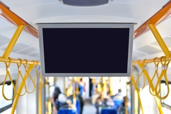 入居者募集の広告 近隣住民にリーチできるバス車内広告を出してみよう!