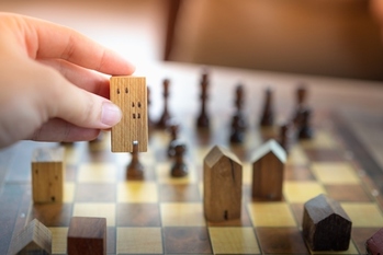 不動産投資にも役立つ！？即断即決の思考法「OODAループ」について