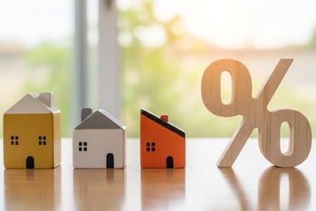 【2026年最新】不動産管理手数料の相場は家賃の5%！業務内容と「安い会社」の落とし穴を徹底解説