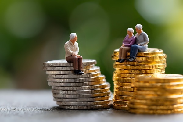 老後資金は「貯める」から「作る」時代へ｜月々の赤字を埋める「私的年金」の作り方【不動産投資という選択肢】