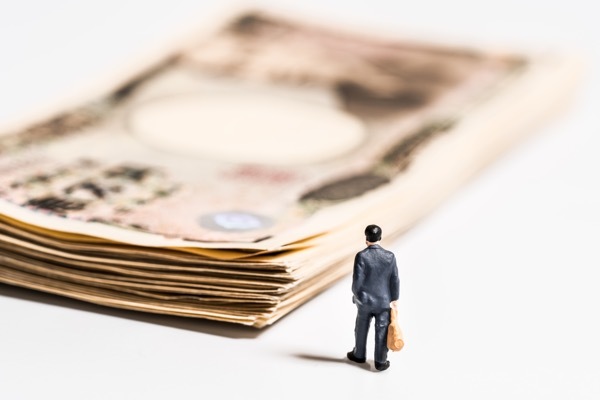 40歳で貯金1,000万円は少ない?平均・中央値と今からできる資産形成法