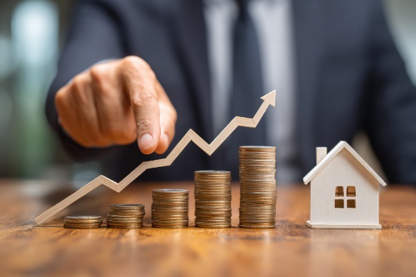 【2025年版】不動産投資の全リスク12選|プロが教えるマンション投資失敗回避術