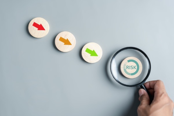 【失敗しないマンション経営】金利上昇・リスクのリアルな対策と、安全なワンルーム投資の始め方